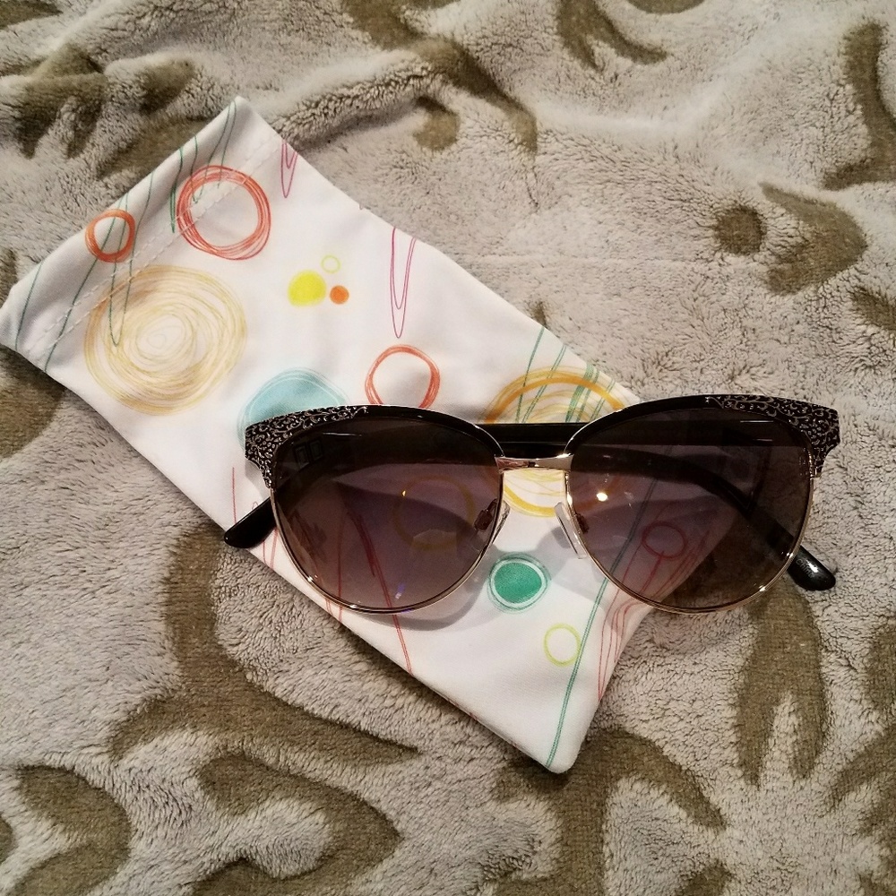 Nanette Lepore ~ Black & Gold Filigree Sunglasses